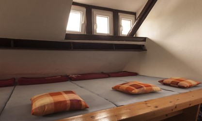 Bettenlager im Obergeschoss