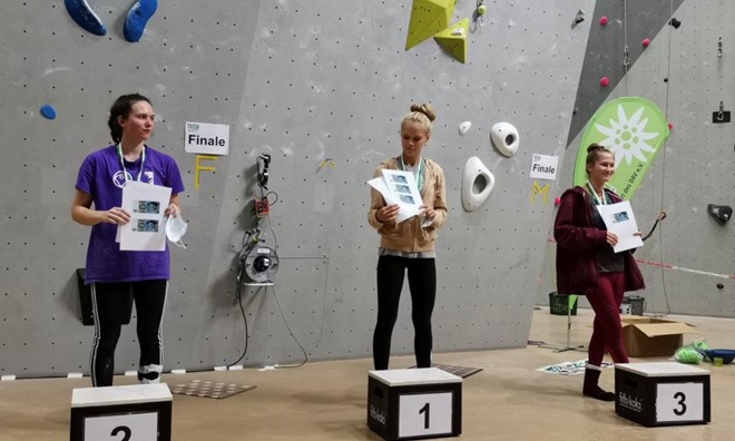 Norddeutsche Meisterschaft Lead / Raika Baucks (rechts) hat Grund zur Freude.