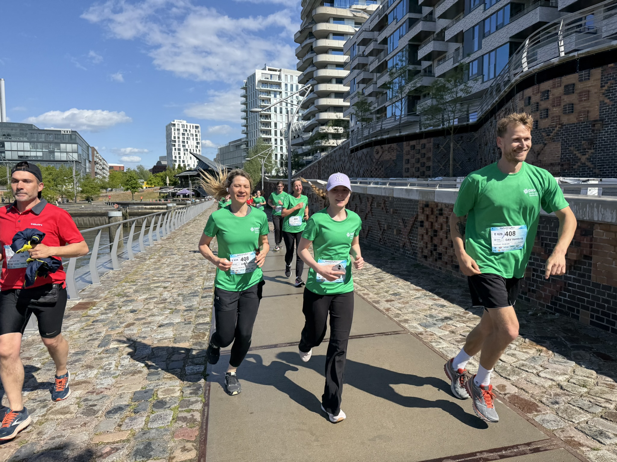 Herrlichstes Wetter und Gute Laune beim HafenCity Run 2025